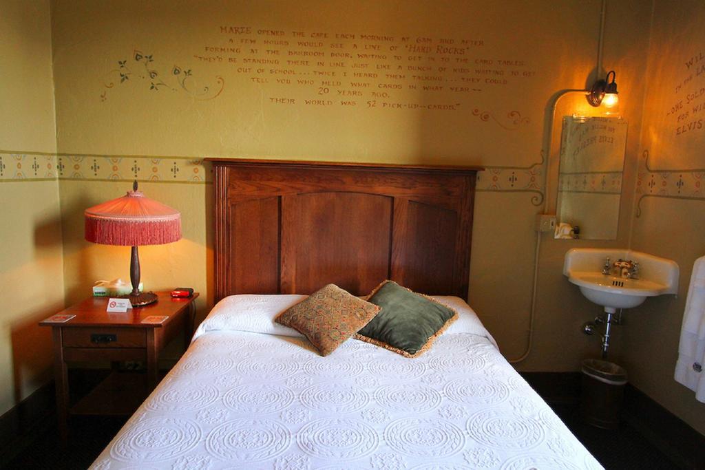 Mcmenamins Olympic Club Vila Centralia Quarto foto